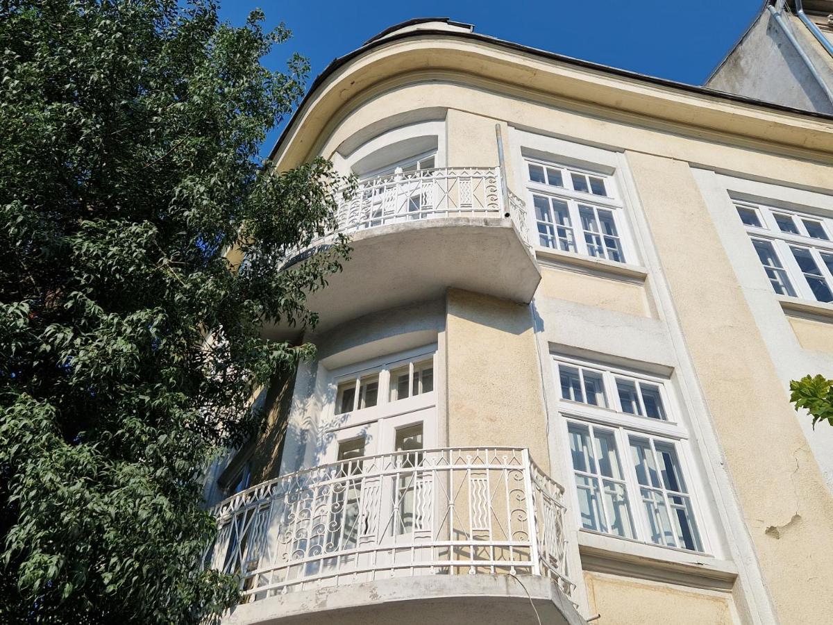 Lambo'S Corner Varna - Guest Rooms 외부 사진