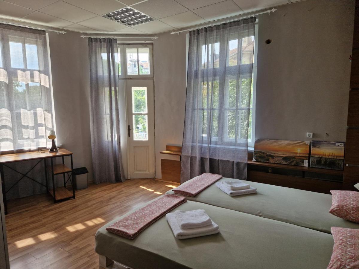 Lambo'S Corner Varna - Guest Rooms 외부 사진