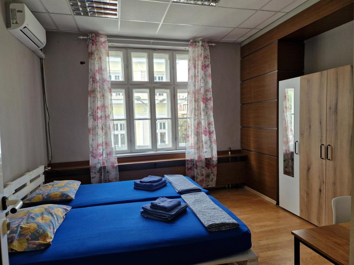 Lambo'S Corner Varna - Guest Rooms 외부 사진