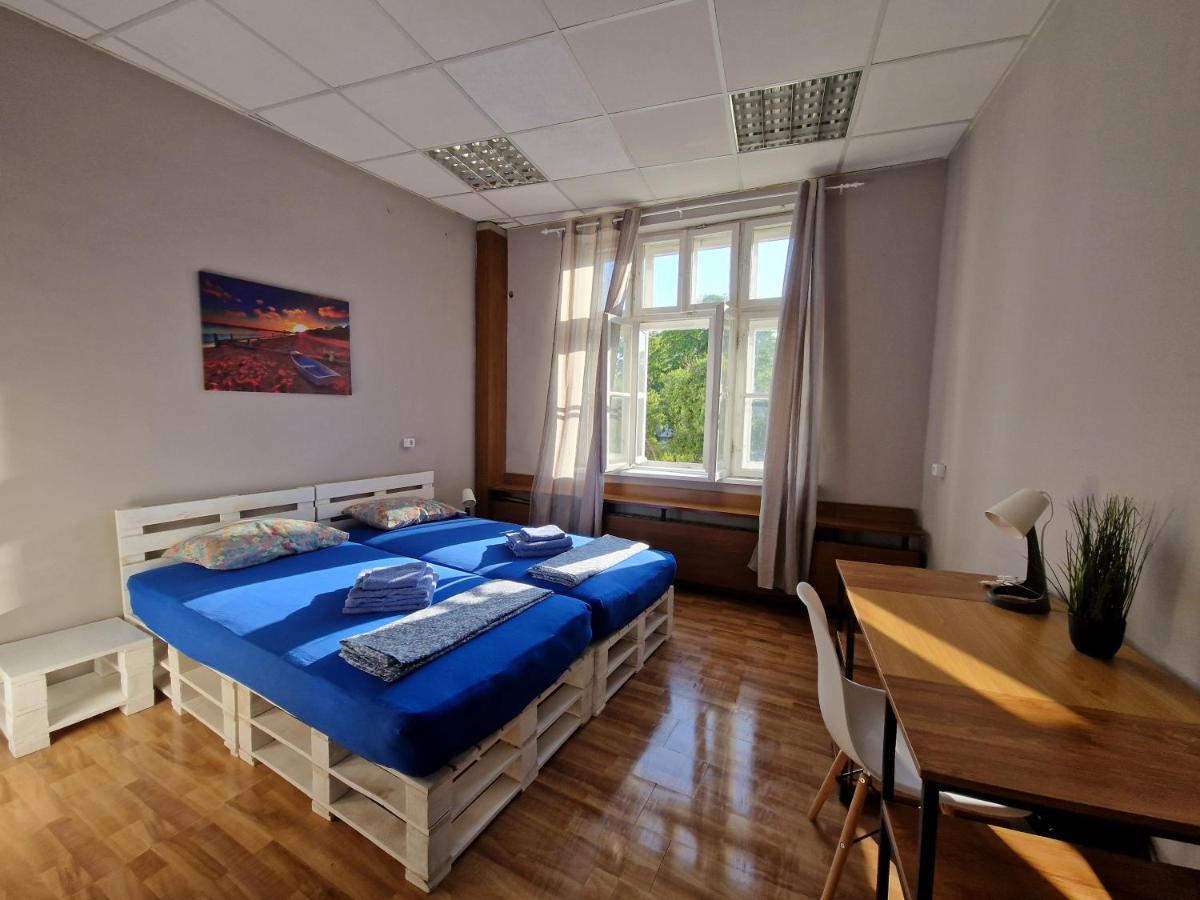 Lambo'S Corner Varna - Guest Rooms 외부 사진
